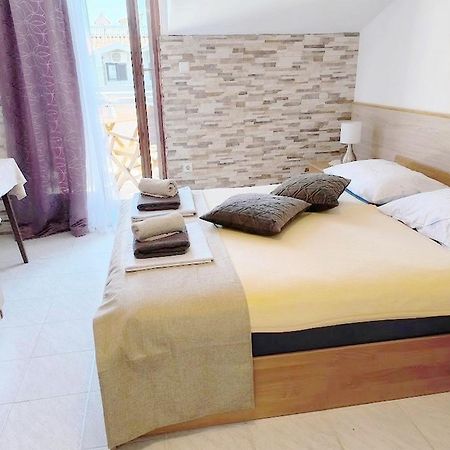 Apartments Palma Bed & Breakfast Medulin Bagian luar foto