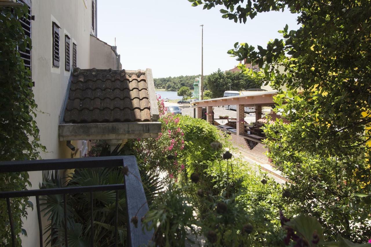 Apartments Palma Bed & Breakfast Medulin Bagian luar foto